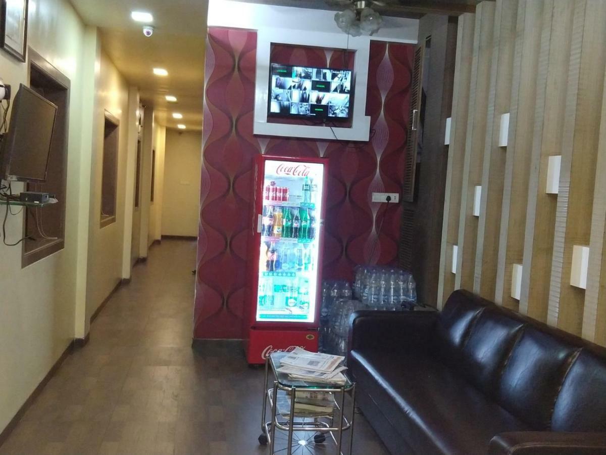 Hotel Gold Coast Mumbai Exterior photo