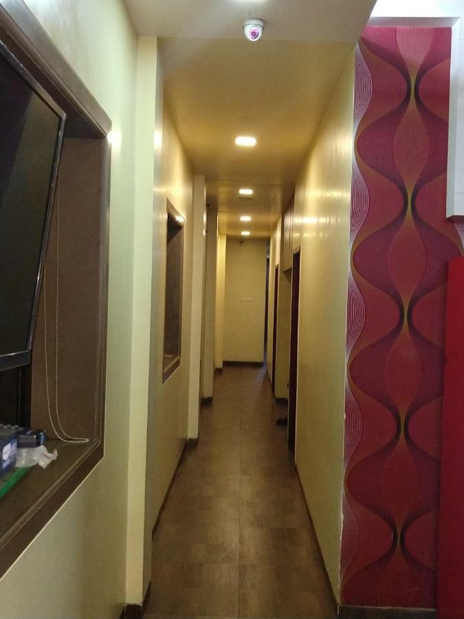 Hotel Gold Coast Mumbai Exterior photo